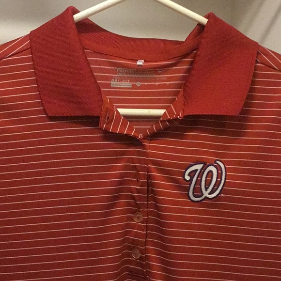 Nike women’s Washington Nationals Polo - Picture 2 of 3